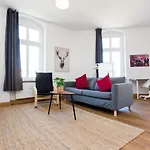 Fullhouse - Halle - K46 - Nespresso - 2 Queensize Beds - Smarttv 公寓