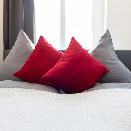 Fullhouse - Halle - K46 - Nespresso - 2 Queensize Beds - Smarttv Lejlighed *