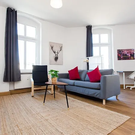 Fullhouse - Halle - K46 - Nespresso - 2 Queensize Beds - Smarttv Lejlighed