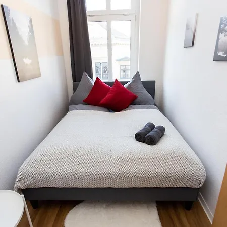 Fullhouse - Halle - K46 - Nespresso - 2 Queensize Beds - Smarttv Halle (Saale)