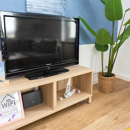 Διαμέρισμα Fullhouse - Halle - K46 - Nespresso - 2 Queensize Beds - Smarttv *