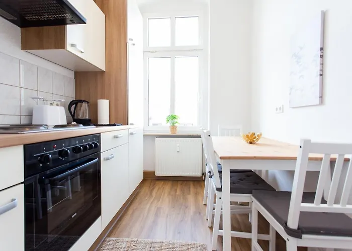 Lägenhet Fullhouse - Halle - K46 - Nespresso - 2 Queensize Beds - Smarttv