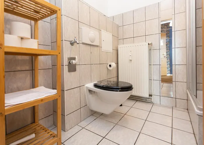 Fullhouse - Halle - K46 - Nespresso - 2 Queensize Beds - Smarttv * Halle (Saale)